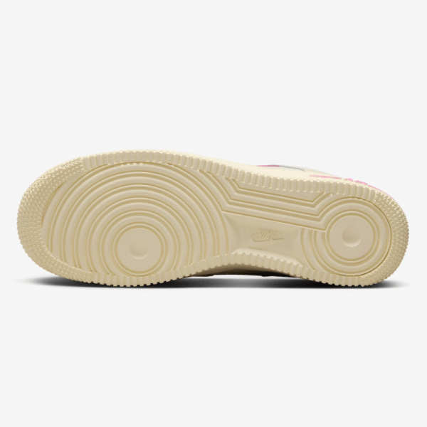 Nike Air Force 1 Low SE Coconut Milk Playful Pink - Imagem 6