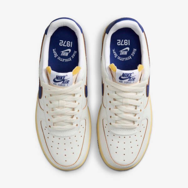 Nike Air Force 1 '07 Sail / Deep Royal Blue / Pale Vanilla - Imagem 3